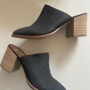 DV dolce vita mules NWOT